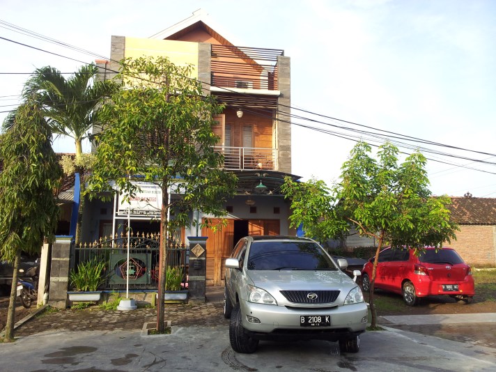 kantor LBH SUNAN KALIJOGO Demak